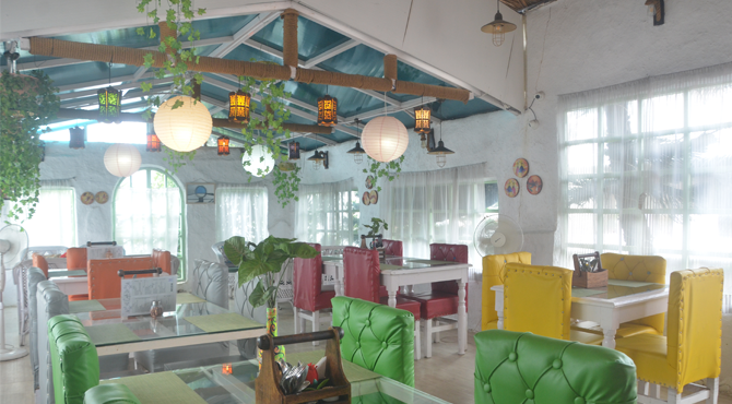 Best Cafe in Dehradun - Greek Orchid - Hotel With Cafe Dehradun